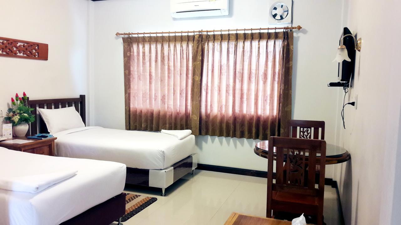 Khum Nakhon Hotel Nakhon Si Thammarat Eksteriør billede
