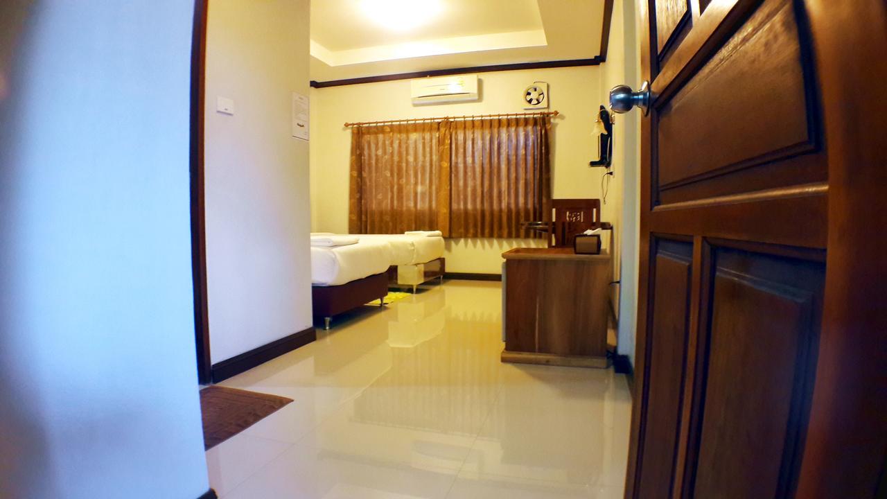 Khum Nakhon Hotel Nakhon Si Thammarat Eksteriør billede